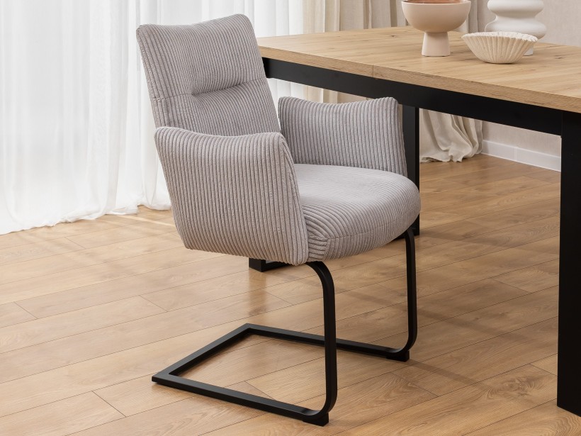 Hera - 2er Set Polsterstuhl im modernen Design aus grauem Cord mit Armlehnen und Freischwinger-Gestell aus schwarzem Metall