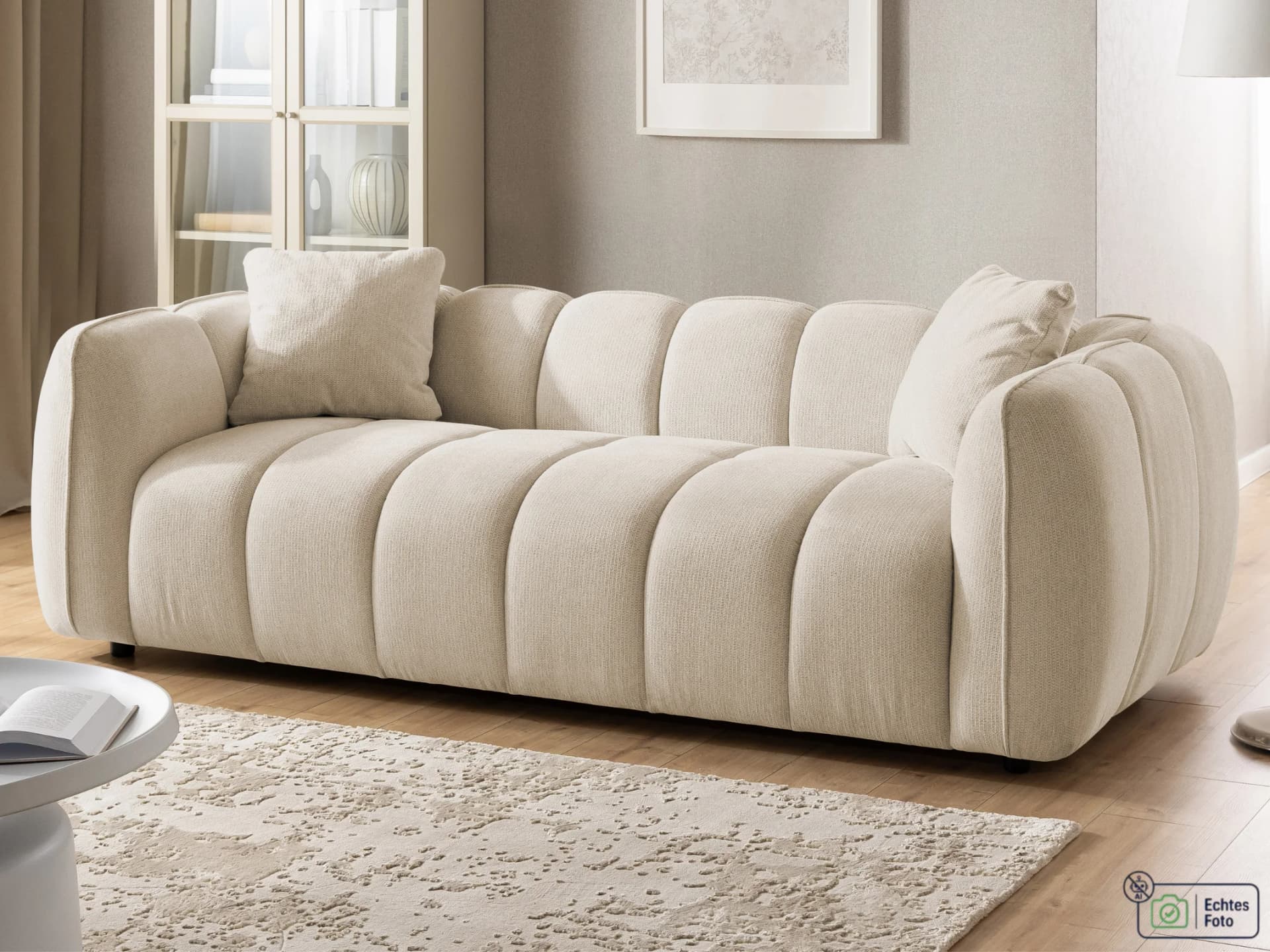 Nubira – Komfortables 3-Sitzer-Sofa in tief gesteppter Bubble-Optik aus weichem Strukturstoff mit modernem Design