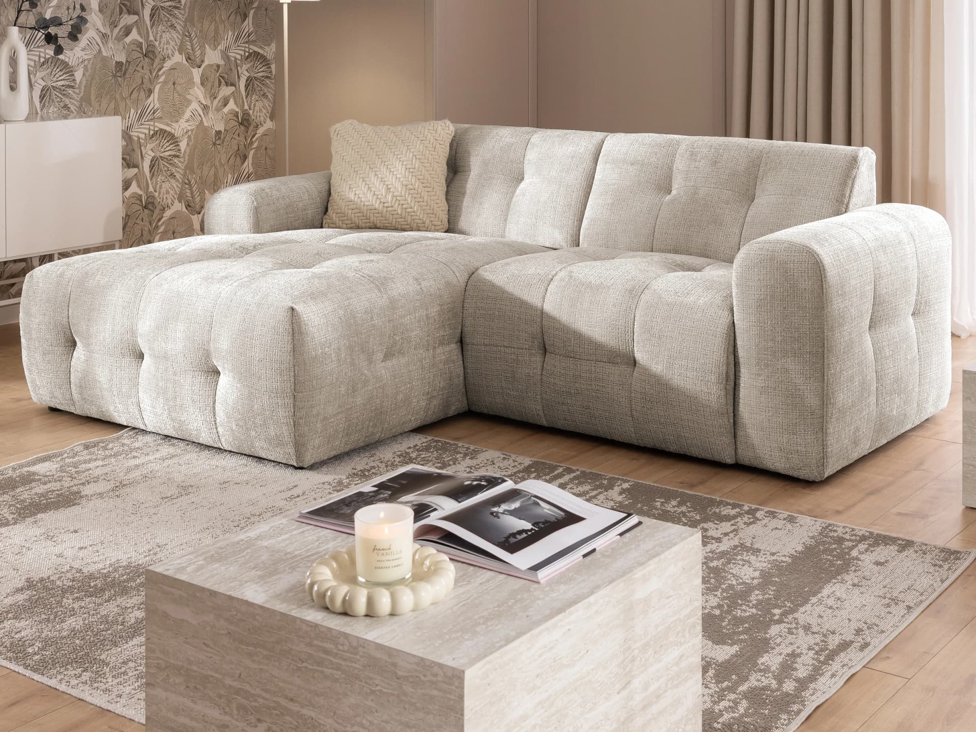 Kozy - komfortables Ecksofa im Bumpy-Design mit fester Rückenlehne aus weichem Chenille-Stoff
