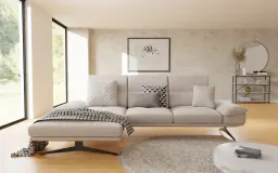 /uploads/product/sven-modernes-ecksofa-mit-ottomane-und-hohe-schwarze-metall-f-e-in-samt-stoff-sz1249-obraz-31-c64d6b0139.webp