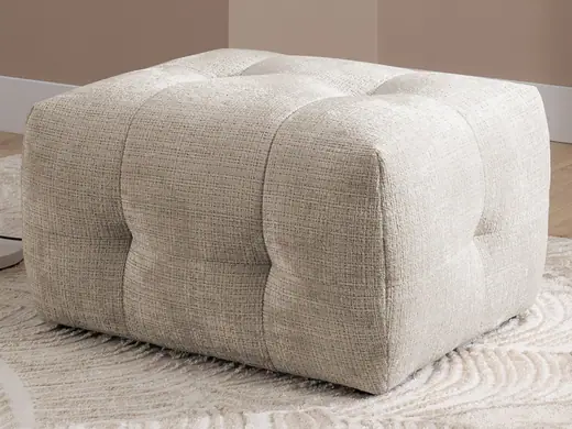 Kozy - komfortabler Hocker im Bumpy-Design aus weichem Chenille-Stoff