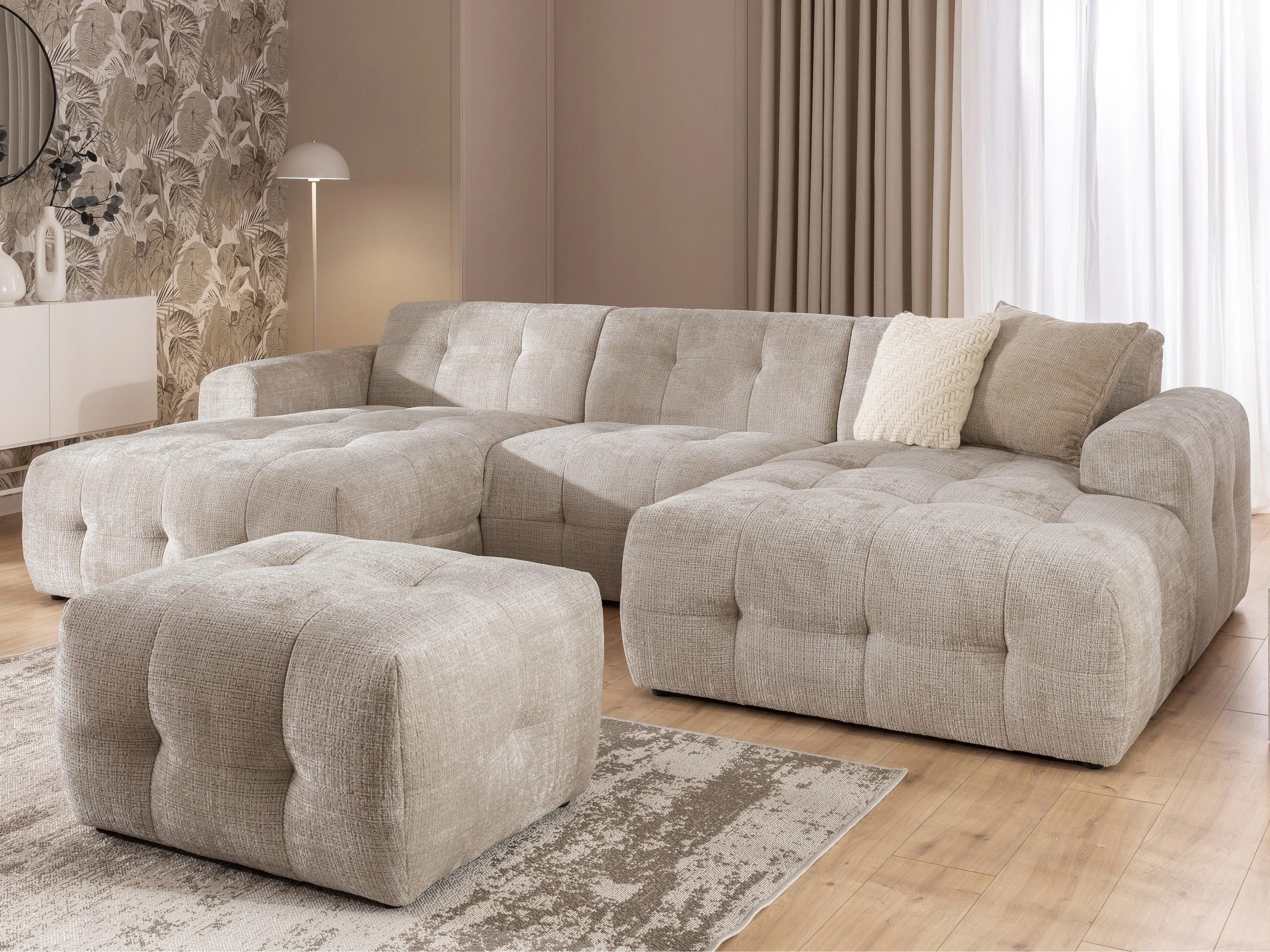 Kozy - Wohnlandschaft und Hocker im Bumpy-Design mit Schlaffunktion und fester Rückenlehne aus weichem Chenille-Stoff
