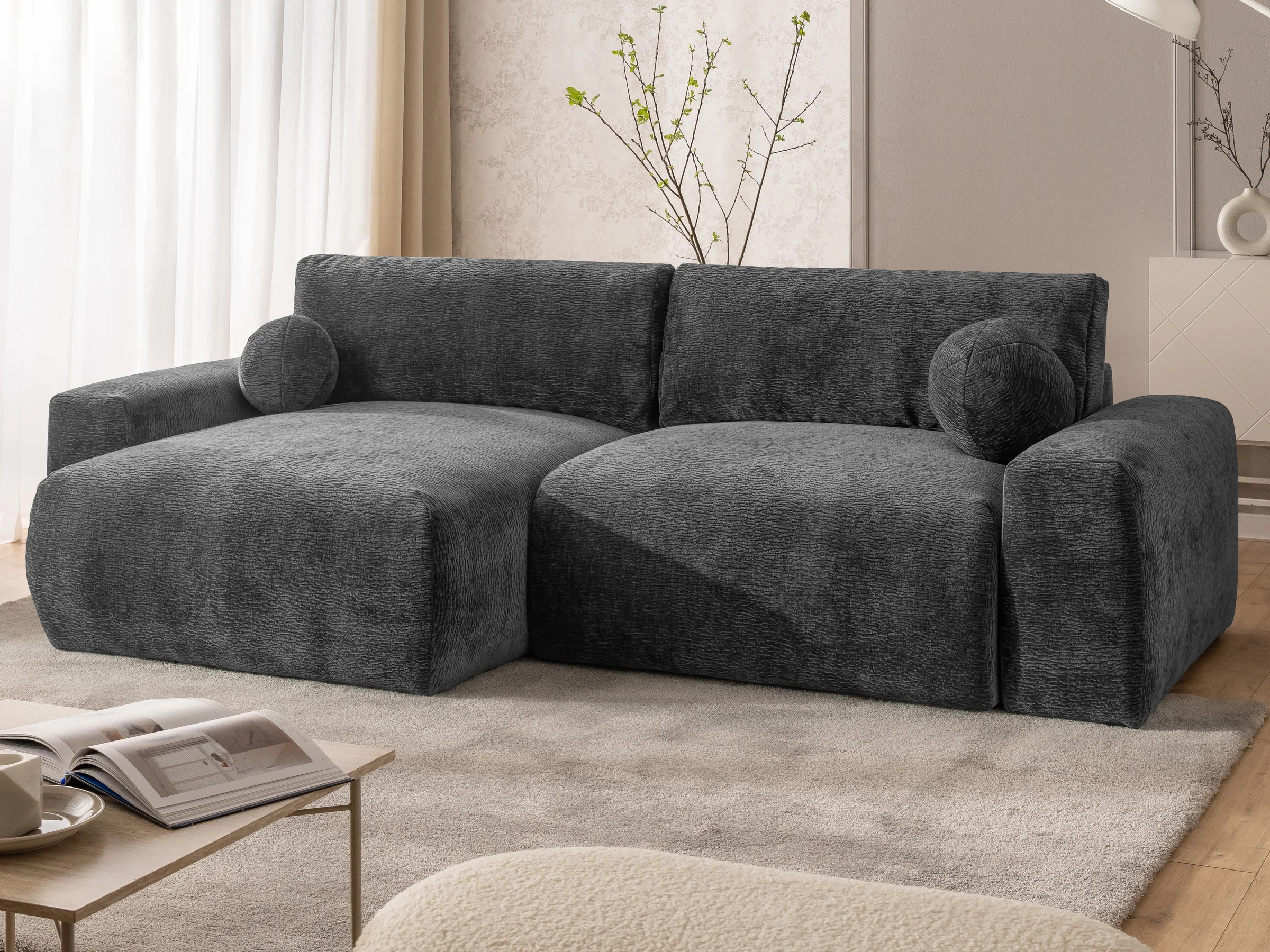 Puffy - Besonders weiches und puffiges Ecksofa mit Schlaffunktion und Bettkasten aus Stoff mit Chenillestruktur